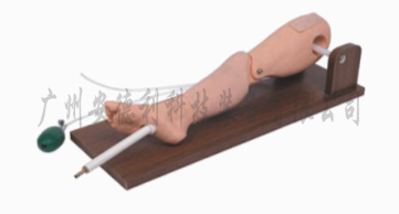 儿童骨穿与股静脉穿刺模型